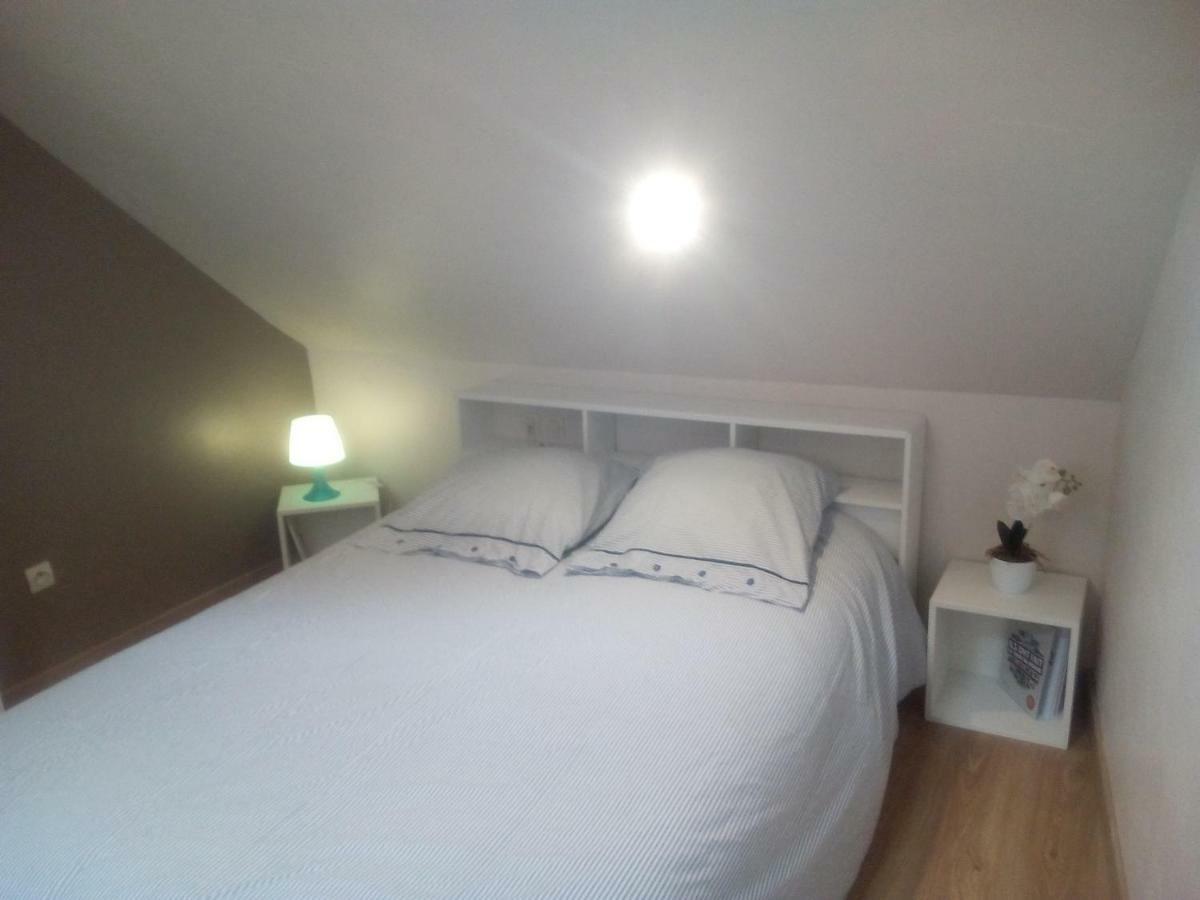 Lumineux T2 Vieille ville 3pers parking gratuit - by La Source d'OrFée Boulogne-sur-Mer Exterior foto